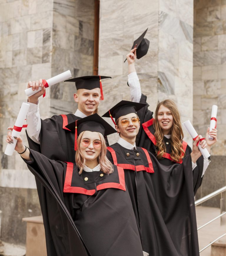 happy-graduated-students